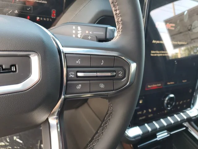 Nuevos GMC YUKON XL à Estados chez autogozo