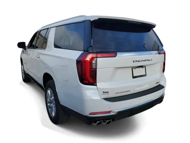Nuevos GMC YUKON XL à Estados chez autogozo