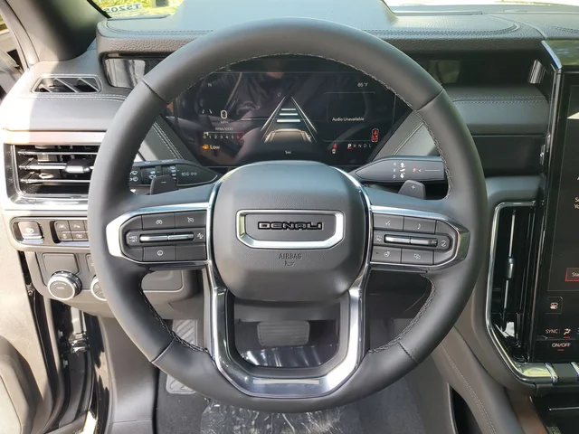 Nuevos GMC YUKON XL à Estados chez autogozo