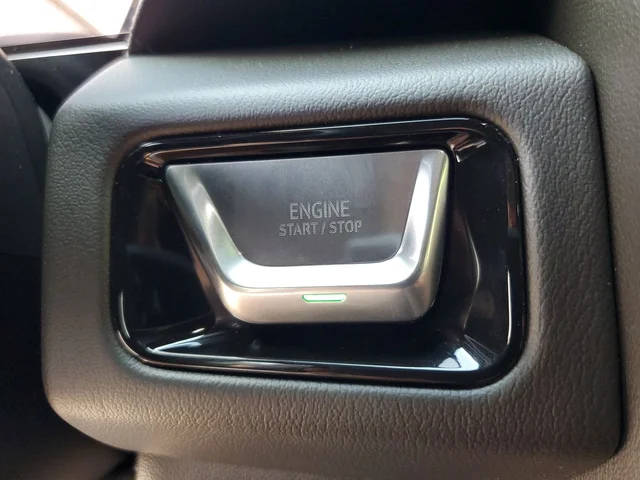 Nuevos GMC YUKON XL à Estados chez autogozo