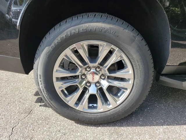 Nuevos GMC YUKON XL à Estados chez autogozo
