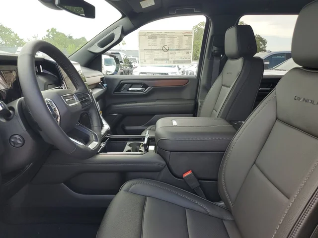 Nuevos GMC YUKON XL à Estados chez autogozo