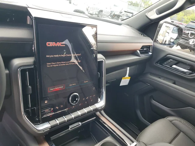 Nuevos GMC YUKON XL à Estados chez autogozo