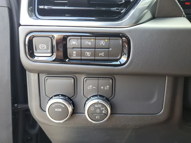 Nuevos GMC YUKON XL à Estados chez autogozo