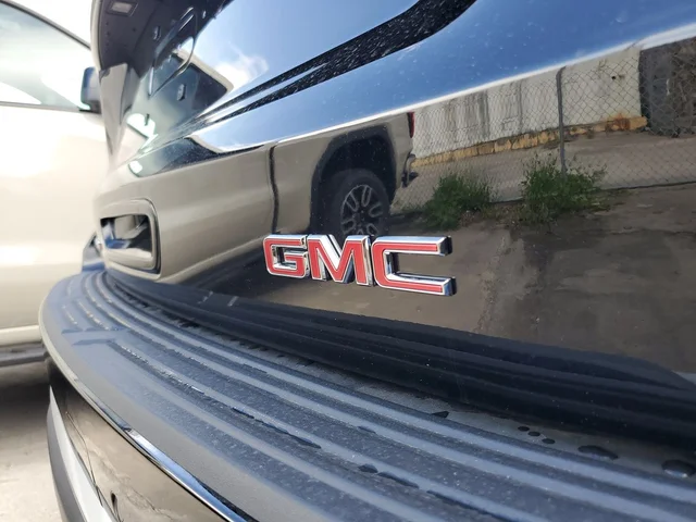 Nuevos GMC YUKON XL à Estados chez autogozo
