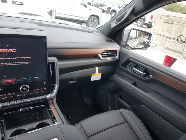 Nuevos GMC YUKON XL à Estados chez autogozo