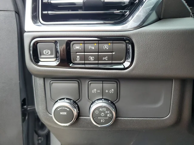 Nuevos GMC YUKON XL à Estados chez autogozo