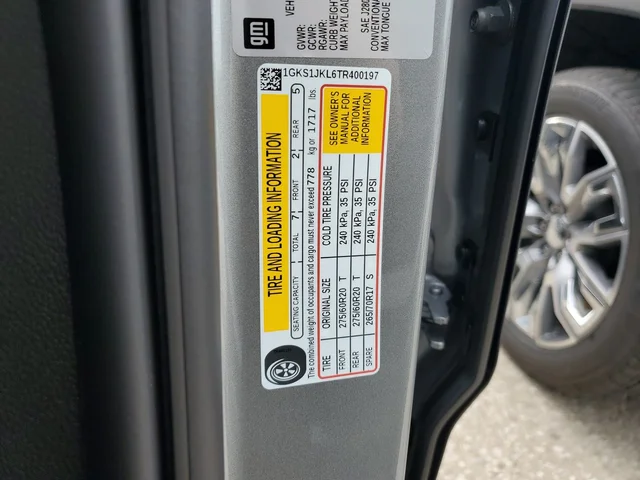 Nuevos GMC YUKON XL à Estados chez autogozo