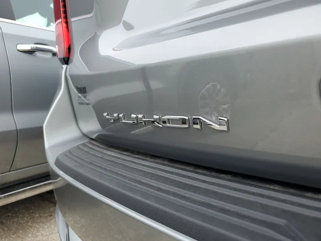 Nuevos GMC YUKON XL à Estados chez autogozo