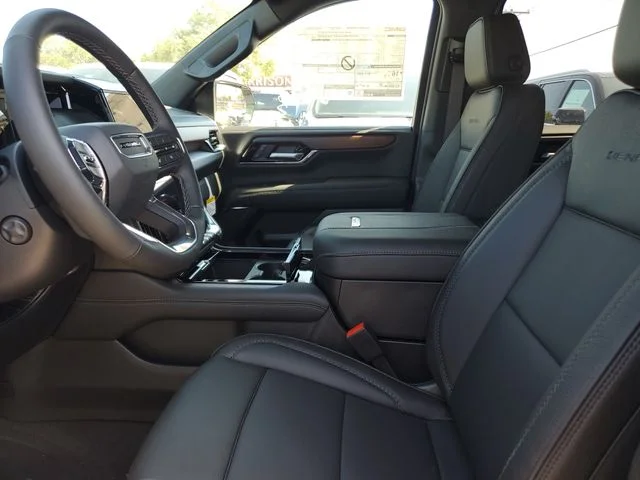 Nuevos GMC YUKON XL à Estados chez autogozo