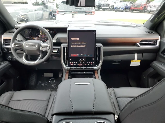Nuevos GMC YUKON XL à Estados chez autogozo