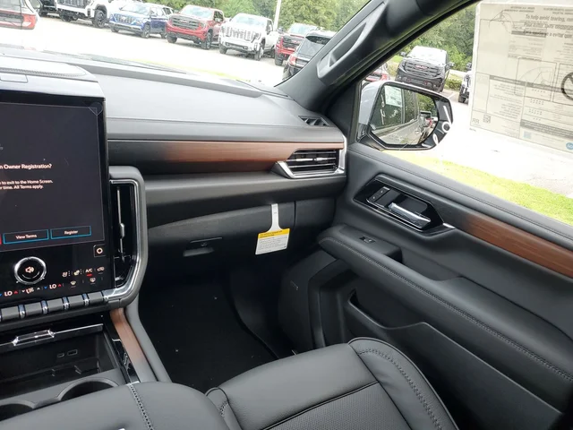 Nuevos GMC YUKON XL à Estados chez autogozo