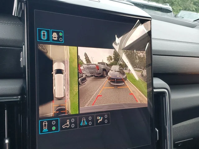 Nuevos GMC YUKON XL à Estados chez autogozo