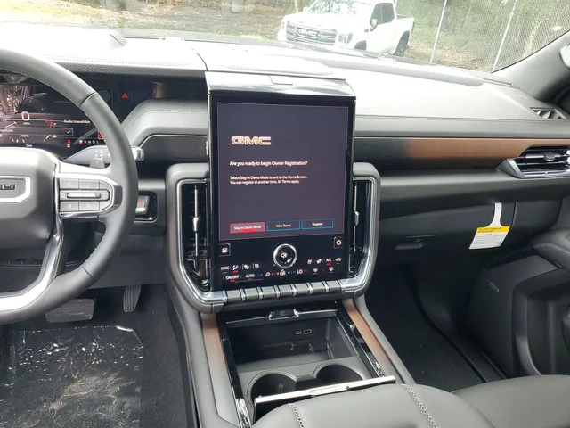 Nuevos GMC YUKON XL à Estados chez autogozo