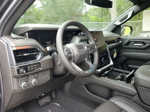 Nuevos GMC YUKON XL à Estados chez autogozo