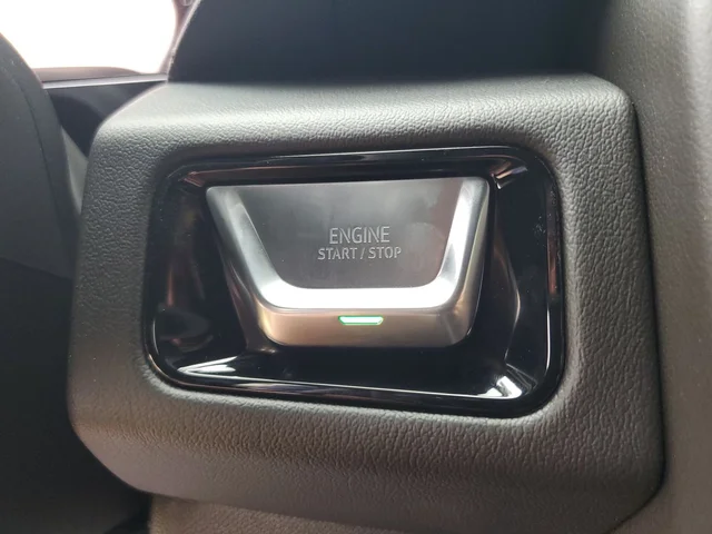 Nuevos GMC YUKON XL à Estados chez autogozo