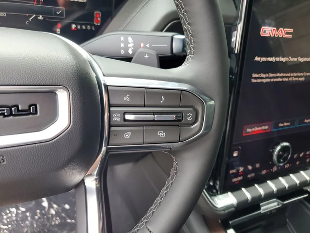 Nuevos GMC YUKON XL à Estados chez autogozo