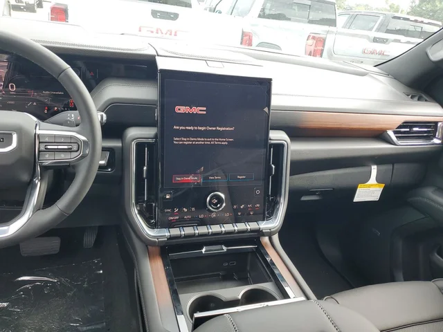 Nuevos GMC YUKON XL à Estados chez autogozo