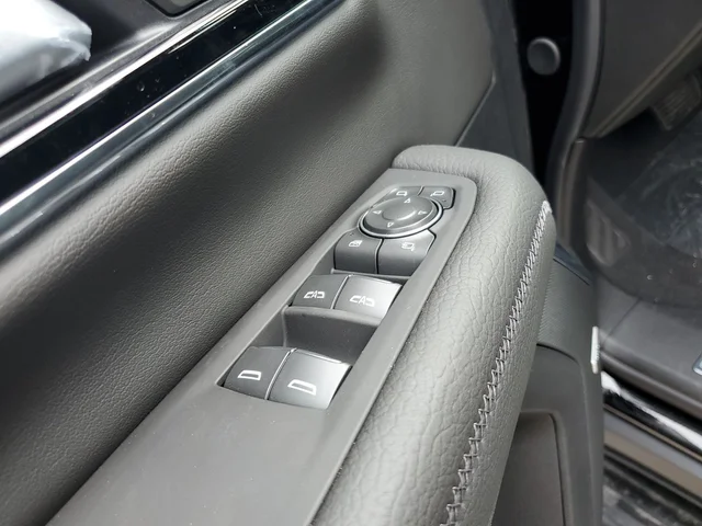 Nuevos GMC YUKON XL à Estados chez autogozo