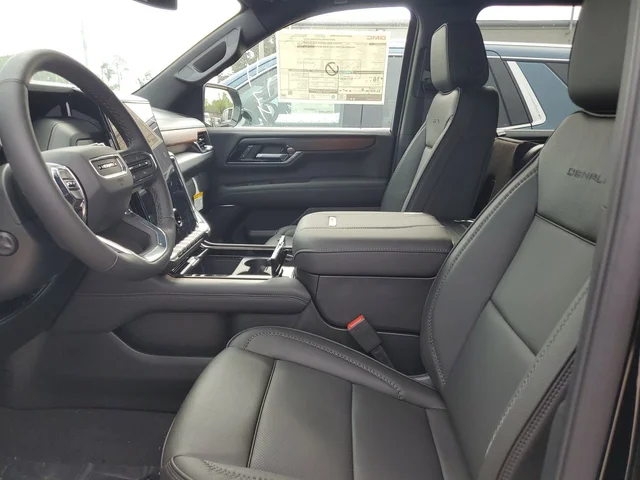 Nuevos GMC YUKON XL à Estados chez autogozo