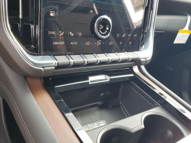 Nuevos GMC YUKON XL à Estados chez autogozo