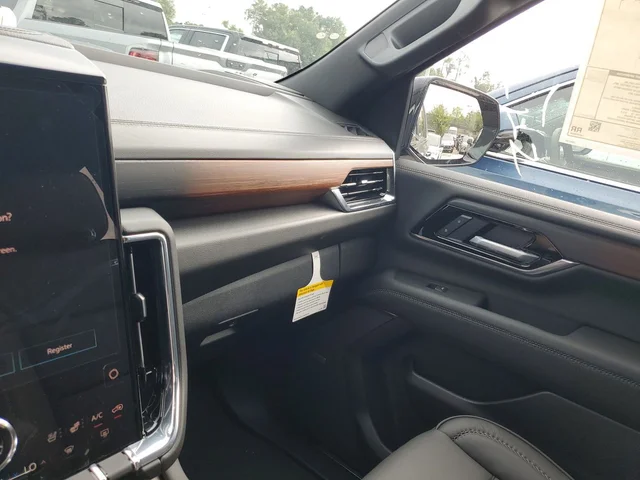 Nuevos GMC YUKON XL à Estados chez autogozo