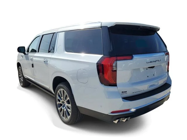 Nuevos GMC YUKON XL à Estados chez autogozo