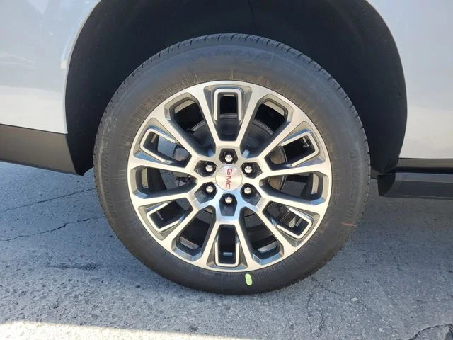 Nuevos GMC YUKON XL à Estados chez autogozo
