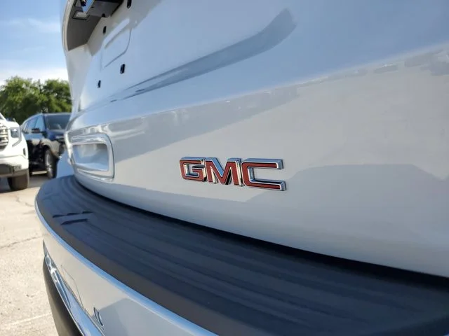 Nuevos GMC YUKON XL à Estados chez autogozo
