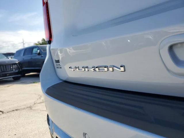 Nuevos GMC YUKON XL à Estados chez autogozo