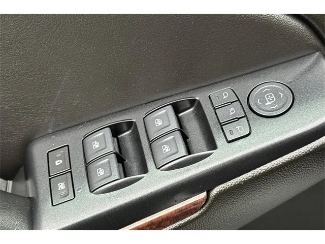 SEMINUEVOS GMC Yukon at ELK GROVE in Elk Grove Buick GMC