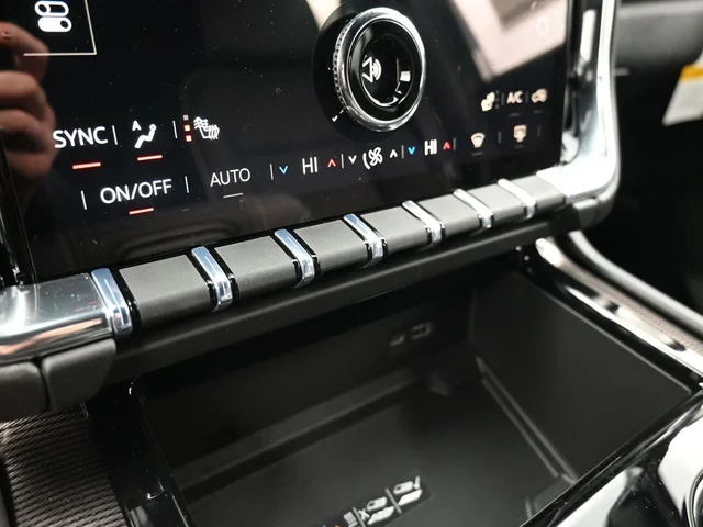 Nuevos GMC YUKON à Estados chez autogozo