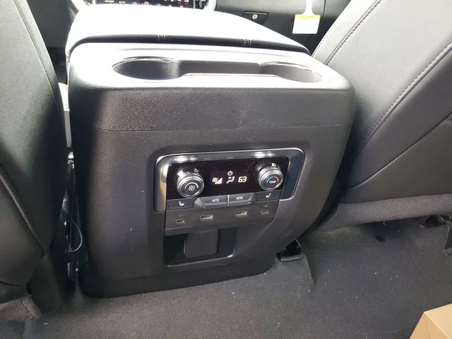 Nuevos GMC YUKON à Estados chez autogozo