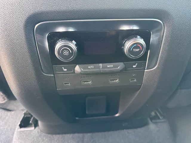 Nuevos GMC YUKON à Estados chez autogozo