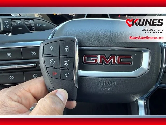 Nuevos GMC YUKON à Estados chez autogozo
