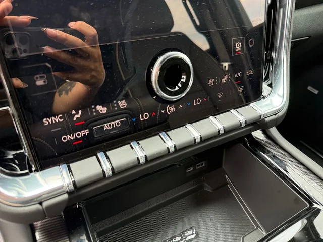 Nuevos GMC YUKON à Estados chez autogozo