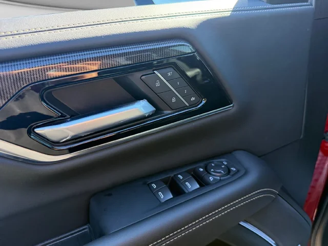 Nuevos GMC YUKON à Estados chez autogozo