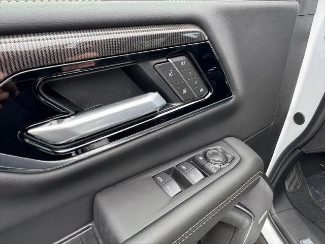 Nuevos GMC YUKON à Estados chez autogozo