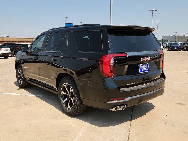Nuevos GMC YUKON à Estados chez autogozo