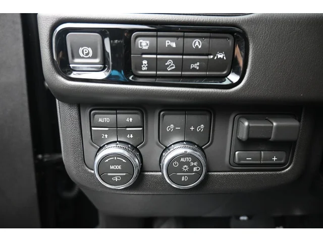 Nuevos GMC YUKON à Estados chez autogozo
