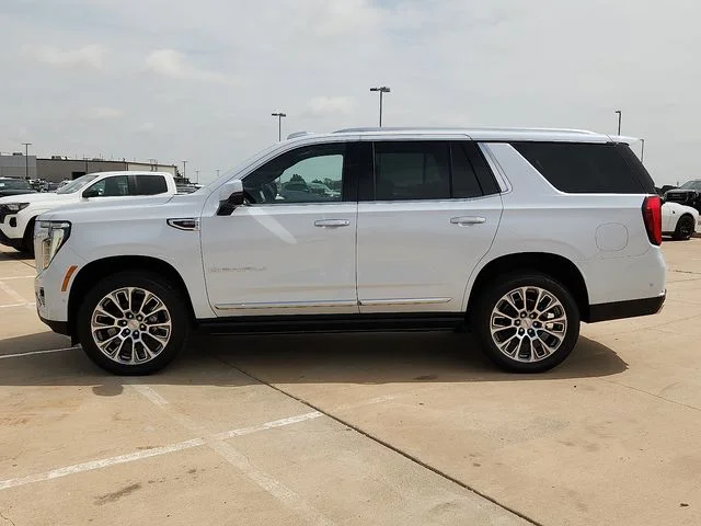 Nuevos GMC YUKON à Estados chez autogozo