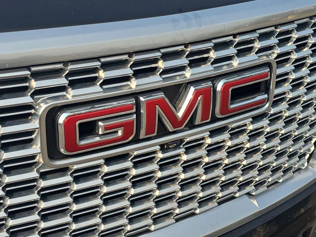 SEMINUEVOS GMC Yukon a Estados en autogozo