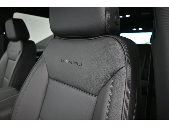 Nuevos GMC YUKON à Estados chez autogozo