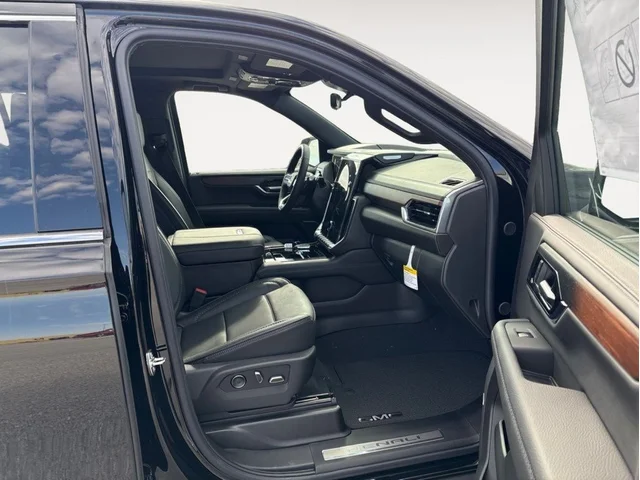 Nuevos GMC YUKON à Estados chez autogozo