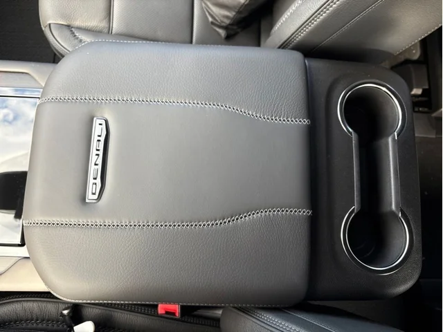 Nuevos GMC YUKON à Estados chez autogozo