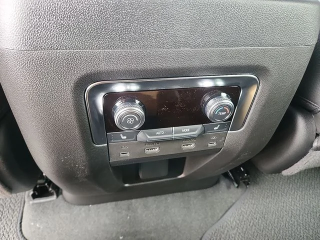 Nuevos GMC YUKON à Estados chez autogozo
