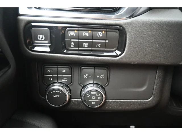 Nuevos GMC YUKON à Estados chez autogozo