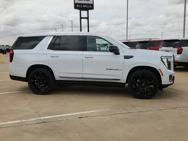 Nuevos GMC YUKON à Estados chez autogozo