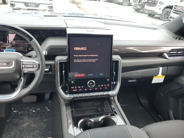 Nuevos GMC YUKON XL à Estados chez autogozo