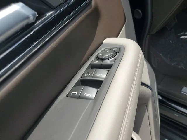 Nuevos GMC YUKON XL à Estados chez autogozo